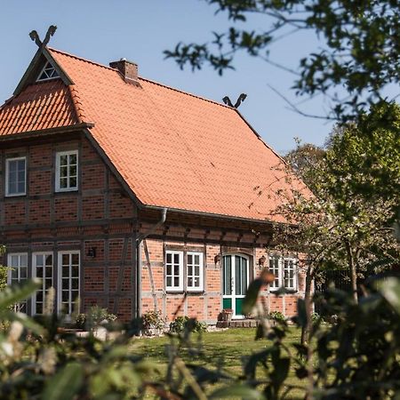 Fachwerk-Ferienhaus, Ruhe Auf Dem Land, Haustiere Willkommen, Leihfahrraeder, 24-7 Check In Kirchlinteln Dış mekan fotoğraf